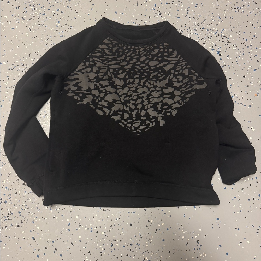 Lululemon Black Patterned sweatshirt